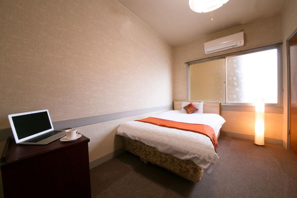 Hotel Koraku Бепу Екстериор снимка