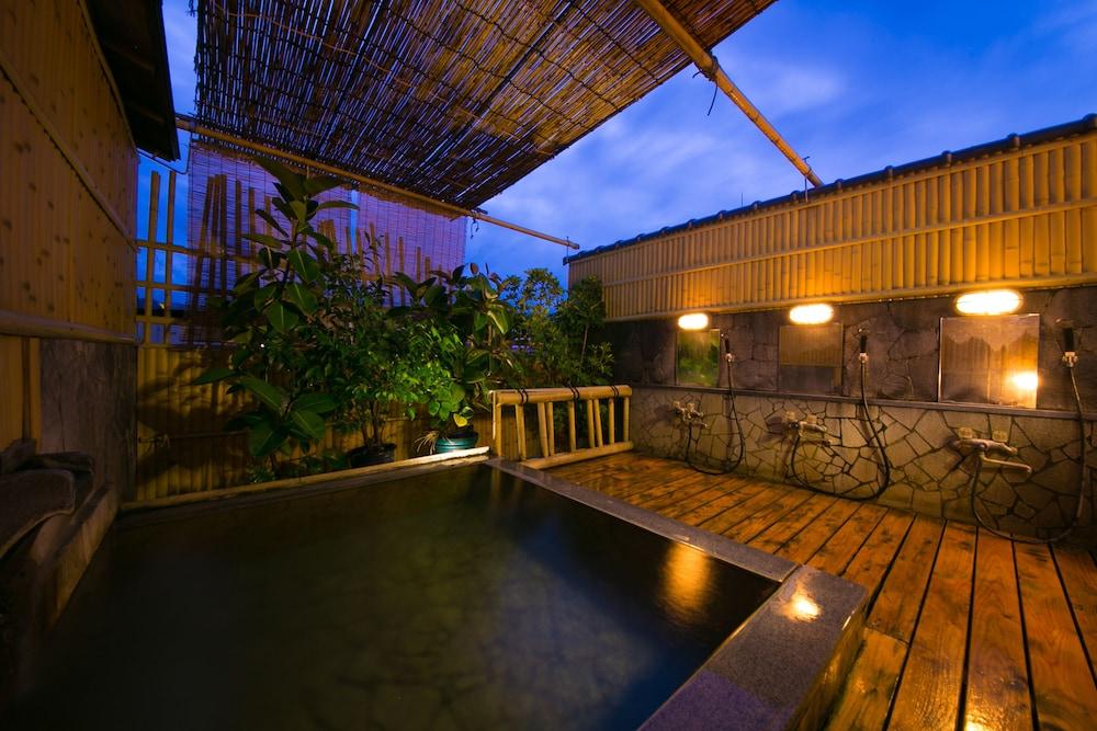 Hotel Koraku Бепу Екстериор снимка